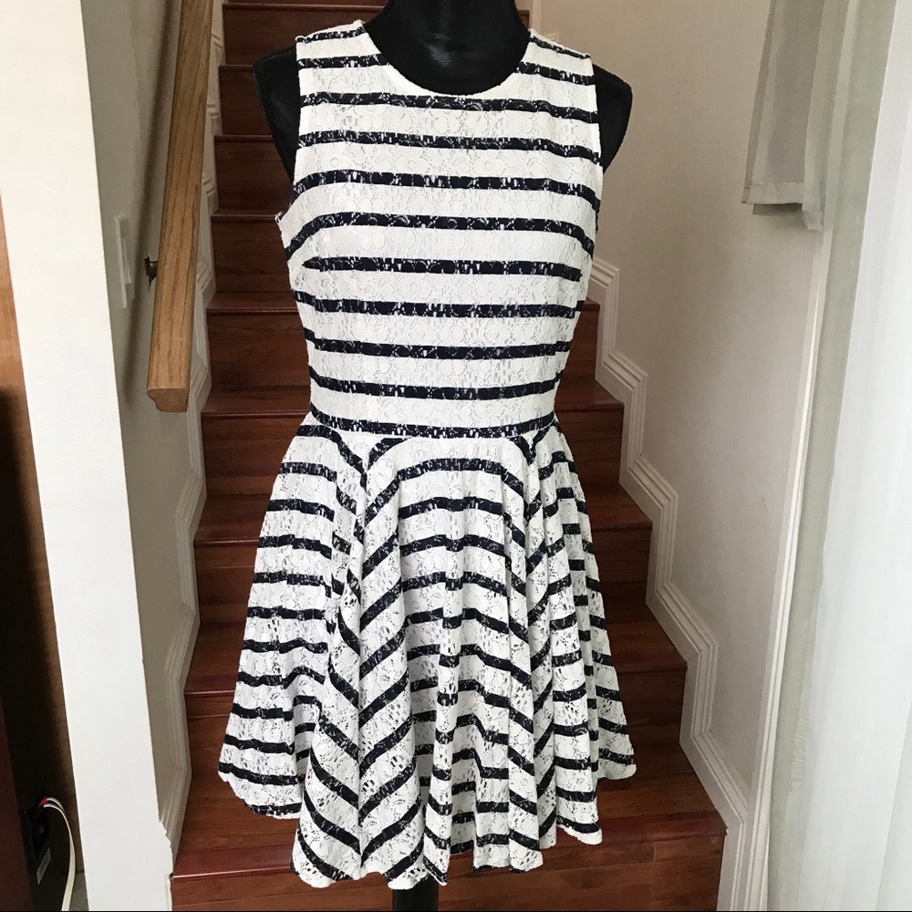 MAISON JULES white w/ navy blue striped lace dress